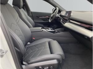 BMW i5 eDrive40 Touring 504? netto/mtl.*M Sportpaket*H&K*Pano*Head-Up*Memory*DriveAssistProf*ParkAssistPlus