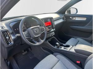 Volvo XC40 B3 Benzin Core 19'' ACC LED Rückfahrkam. Navi LenkradHZG SHZ