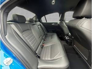 Alfa Romeo Giulia Veloce Q4 2.0 PDC+KAMERA+NAVI+CARPLAY+SHZ