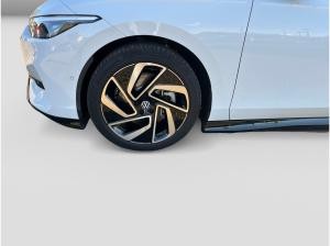 Volkswagen ID.7 Tourer Pro S Wärmepumpe Matrix AHK Nav 360°