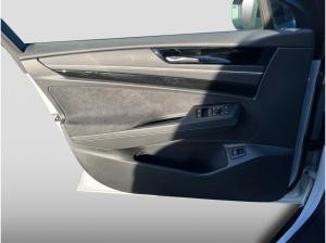 Volkswagen ID.7 Tourer Pro S Wärmepumpe Matrix AHK Nav 360°