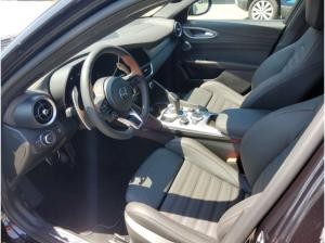 Alfa Romeo Giulia Benzin Intensa, Navi, Leder, Totwinkel, SHZ. Cyber Week Deal, Gewerbe