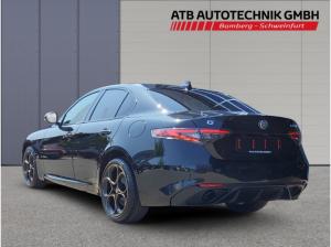 Alfa Romeo Giulia Benzin Intensa, Navi, Leder, Totwinkel, SHZ.