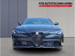 Alfa Romeo Giulia Benzin Intensa, Navi, Leder, Totwinkel, SHZ.