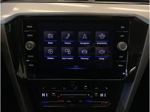 Volkswagen Passat Variant 2.0 TDI Business *ACC*Navi*Matrix