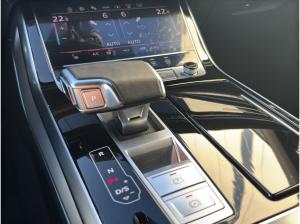 Audi Q8 45 TDI Martix Luft AHK