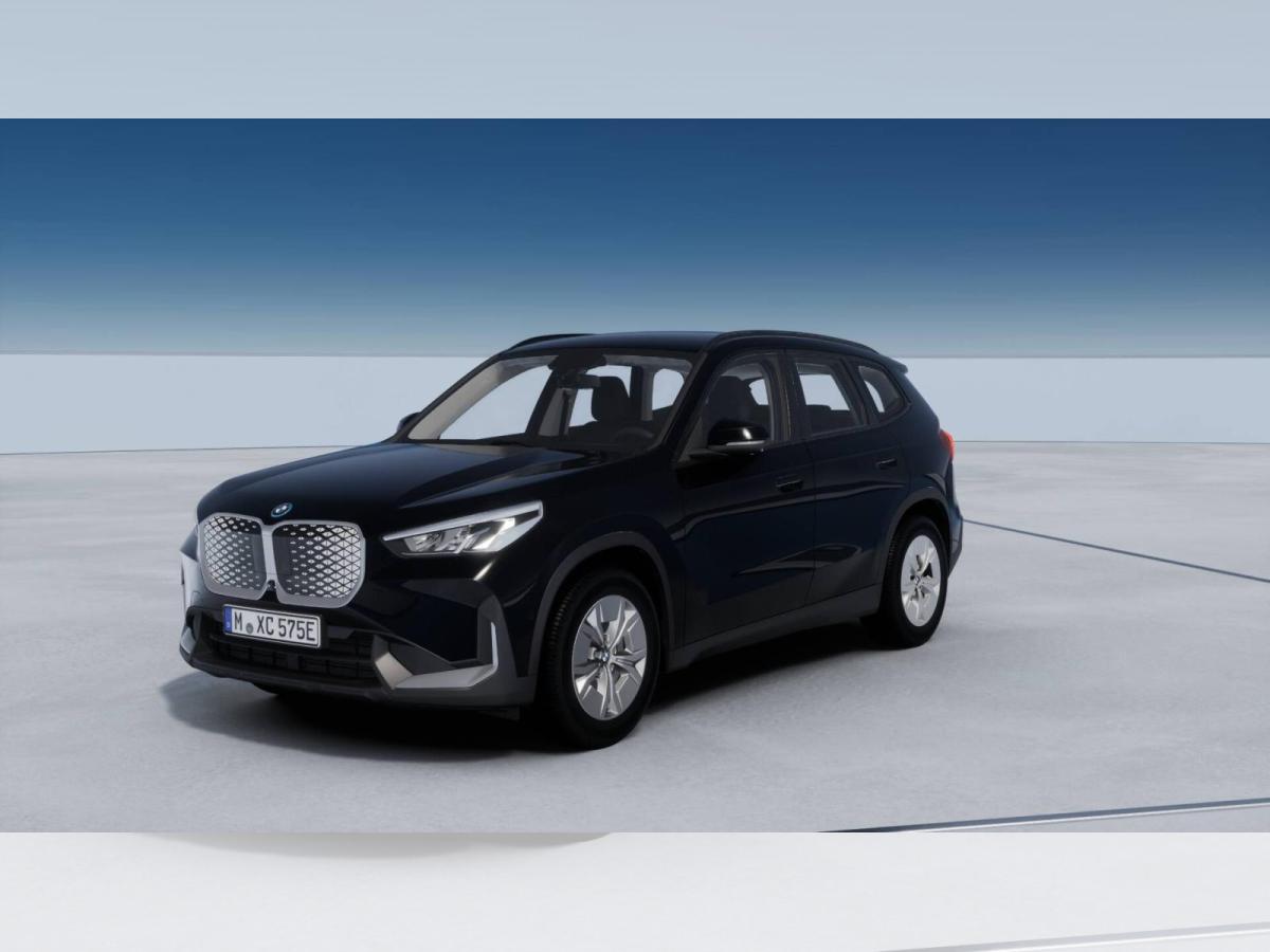 BMW iX1 eDrive20 BLACK WEEK Aktion
