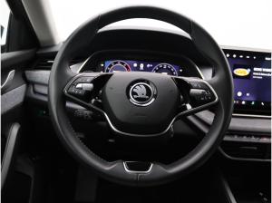 Skoda Octavia Selection 2.0TDI DSG / Matrix, Navi, RFK