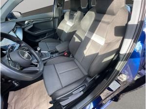 Audi A3 Sportback 30 TFSI LED Navi PDC+ AHK CarPlay