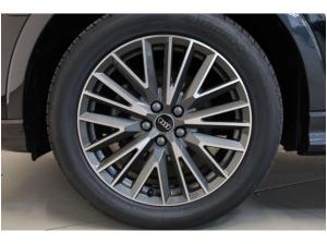 Audi Q3 35 TDI Advanced AHK/RFK/19''/NAV/Virt