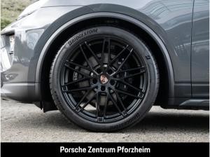 Porsche Macan 4S InnoDrive BOSE Luftfederung 22-Zoll LED