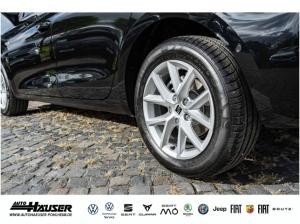 Seat Leon 1.5 eTSI DSG Road Edition NAVI KAMERA PARK ACC LED FULL-LINK