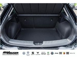 Seat Leon 1.5 eTSI DSG Road Edition NAVI KAMERA PARK ACC LED FULL-LINK