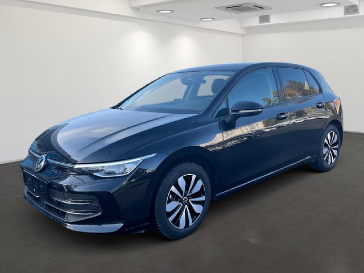 Volkswagen Golf VIII 1.5 TSI Goal - + AHK + SHZ + Side Assist + PDC + Light Assist
