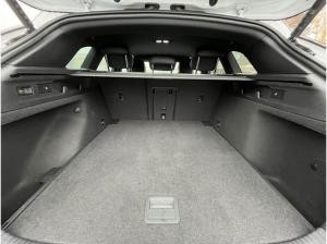 Volkswagen ID.7 Tourer Pro 210kW - + Navi + AHK + Kamera + 20 Zoll +