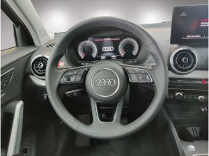 Audi Q2 Advanced 30 TFSI AHK/LED/Navi+/RFKam/02.30Garantie