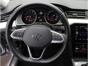 Volkswagen Passat Variant Elegance 1.5TSI DSG / Matrix, RFK