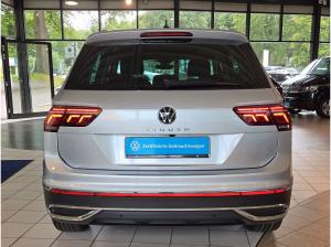 Volkswagen Tiguan 2.0 TDI Elegance DSG ACC Navi Kamera