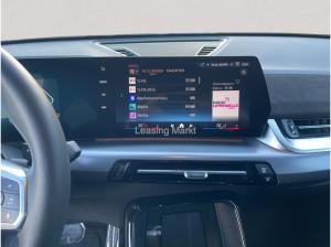 BMW X2 sDrive18d Sport / NP= 58.370,- / AHK / Harman