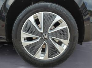 Skoda Kamiq Tour 1,0 TSI 70 kW 5-Gang-Schaltgetriebe* AHK/17 Zoll* !SOFORT VERFÜGBAR!