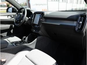 Volvo XC40 B3 Plus Black Edition