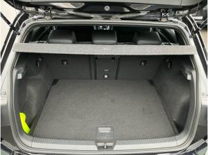 Volkswagen Golf GTI Clubsport VIII 2.0 TSI DSG / Navi, LED+