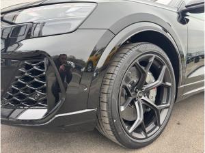 Audi RS Q8 SUV performance tiptr. Pano 23" HUD Keramik