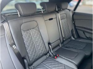 Audi Q8 SUV 50 TDI S line Pano AHK Allradl. quattro tiptronic