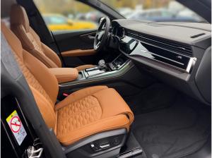 Audi RS Q8 SUV performance tiptr. Pano 23" HUD Keramik
