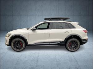 Audi Q8 e-tron edition Dakar 55 qu Matrix HUD Pano ACC