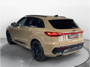 Audi Q5 SUV TDI q. S-Tronic S-Line Tech Pro, Standh., Panoramad., Luftfederung