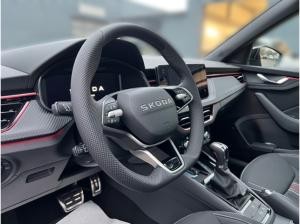 Skoda Kamiq Monte Carlo 1.5 TSI *DSG*TRAVEL*NAVI*SHZ*AHK*RFK