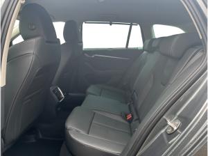 Skoda Octavia Combi Selection 2,0 TDI AHK Design Suite