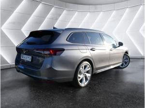 Skoda Superb Combi 2.0 TSI 4X4 Sportline HUD MATRIX-LED AHK *810*