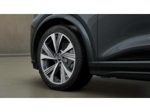 Audi Q6 e-tron SUV performance S line AHK/Bei.Dis/21''