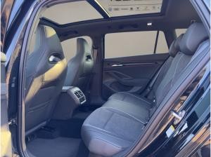 Skoda Superb SOFORT VERFÜGBAR! Combi Sportline Navi DCC Pano AHK eSitz