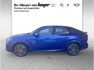 BMW iX2 xDrive30 M Sportpaket AHK HUD Pano Head-Up