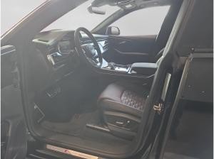 Audi RS Q8 Performance Rot plus AHK Pano 305km/h