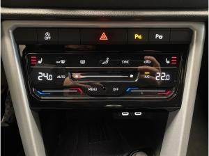 Volkswagen T-Roc Goal 2,0 TDI 85kW -LED ACC Park Assist 8-fach bereift Navi Rear View SHZ Digital Cockpit LM