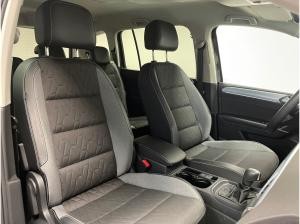 Volkswagen Touran Comfortline Goal 2.0 TDI 110kW DSG - IQ.Light AHK Kamera Navi LM Park Assist 7-Sitzer ACC SHZ