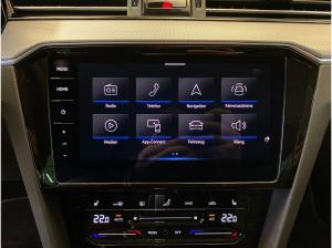 Volkswagen Passat Variant 2.0 TDI Elegance *R-Line*IQ*ACC*