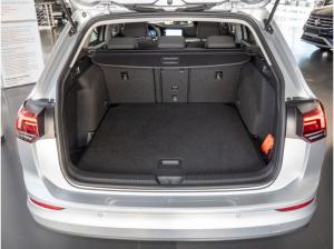 Volkswagen Golf VIII Variant 1.5 eTSI Life Nav Standhzg. LED