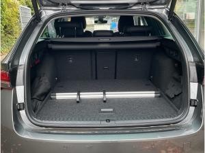 Skoda Octavia Combi 2.0 TDI  DSG Tour Matrix-LED-Scheinwerfer, Multifunktionskamera (Für Fahrerassistenzsysteme),