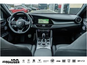 Alfa Romeo Giulia Veloce 2.0 Turbo AT8 Q4 PREMIUM TECHNOLOGIE HARMAN KARDON
