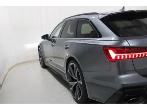 Audi RS6 Avant 4.0 TFSI quattro B&O*Matrix*R-Kamera *