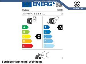 Volkswagen Golf R-Line 1.5 eTSI DSG NAVI AHK Winterräder
