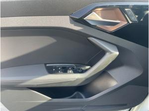 Audi A1 allstreet 30 TFSI S tronic LED RFK design selection