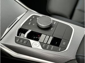 BMW 330 d xDrive Touring M Sportpaket Head-Up DAB
