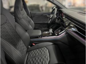 Audi RS Q8 SUV performance tiptronic