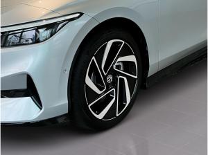 Volkswagen ID.7 PRO NP.71T ACC.5J-G.WÄRMEPUMPE.AHK.AREA-VIEW.NAVI+VC.HARMAN.HUD